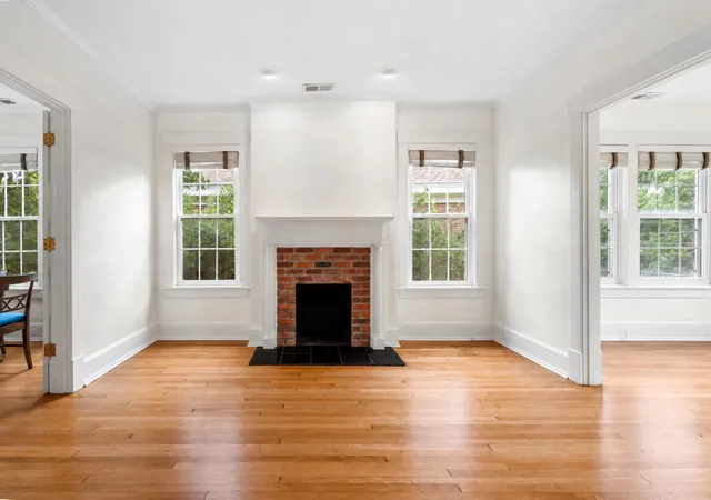 Listing Photo 4 - Condo for sale in building located at 1127 Richmond Rd, Lexington, KY 40502 - Unit #4