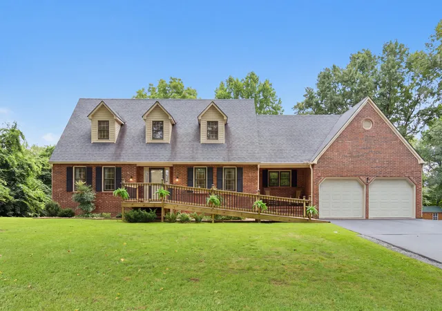 Photo 2 of Sale Pending at 75 Ridge Ave, Berea, KY 40403 | MLS# 26022683 | Listing updated on 2026-09-13