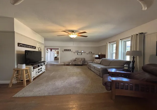 Photo 3 of Single family home for sale at 1023 High St, Paris, KY 40361 | MLS# 26022464 | Listing updated on 2026-08-19
