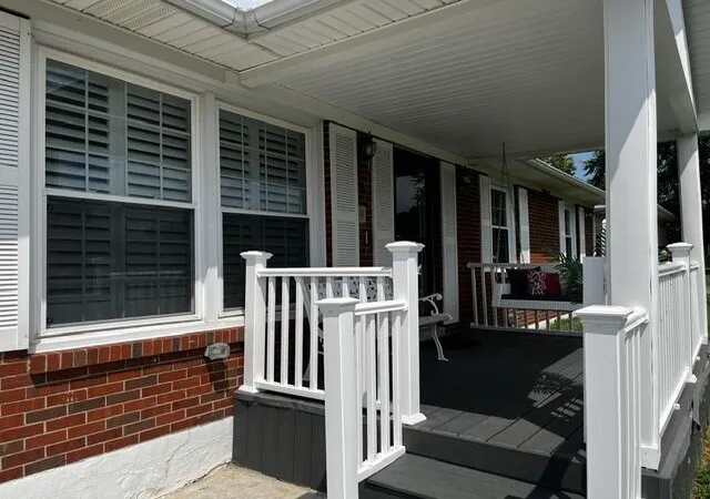 Photo 3 of Single family home for sale at 737 Kingston Rd, Lexington, KY 40505 | MLS# 26022449 | Listing updated on 2026-10-13