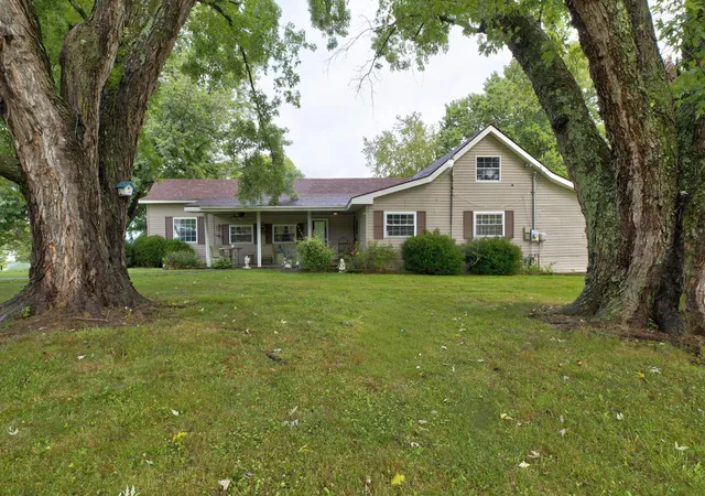 Photo 2 of Single family home for sale at 263 Old River Rd, Salt Lick, KY 40371 | MLS# 26022492 | Listing updated on 2026-10-22