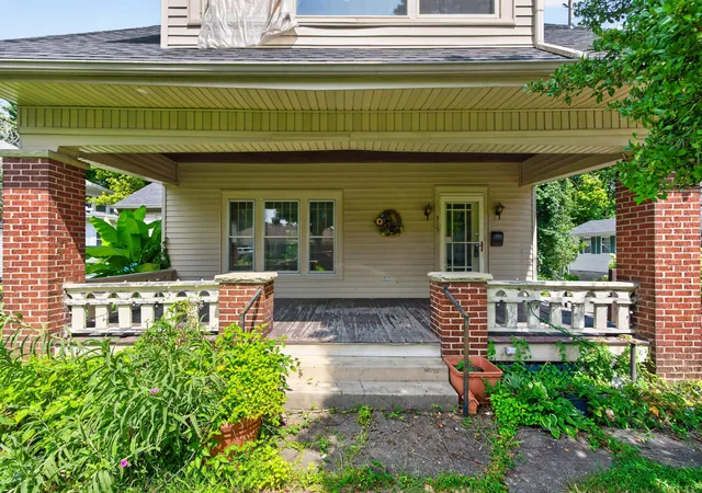 Photo 3 of Single family home for sale at 315 Jackson St, Berea, KY 40403 | MLS# 26022563 | Listing updated on 2026-09-04