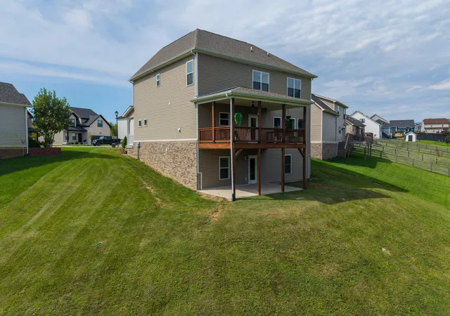 Photo 2 of Single family home for sale at 545 Ryan Dr, Richmond, KY 40475 | MLS# 26022450 | Listing updated on 2026-09-16