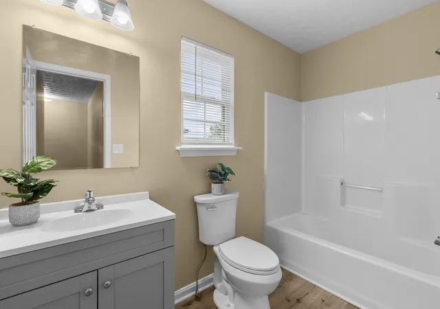 Photo 3 of Single family home for sale at 536 Doctor W J Hodge St, Louisville, KY 40203 | MLS# 26022451 | Listing updated on 2026-09-22