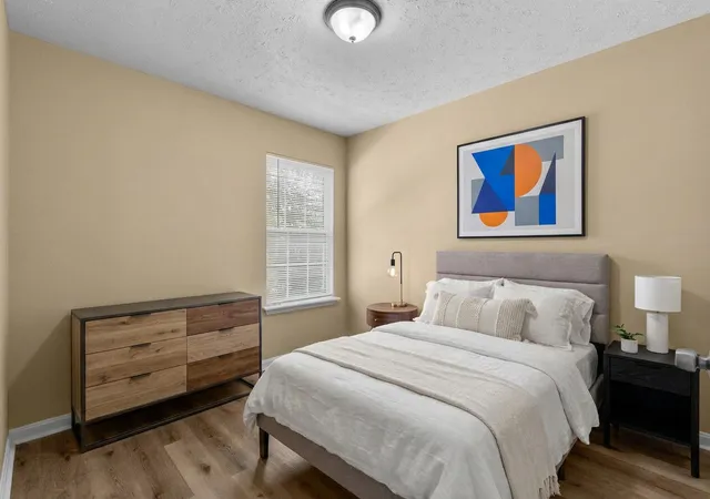 Photo 4 of Single family home for sale at 536 Doctor W J Hodge St, Louisville, KY 40203 | MLS# 26022451 | Listing updated on 2026-09-22