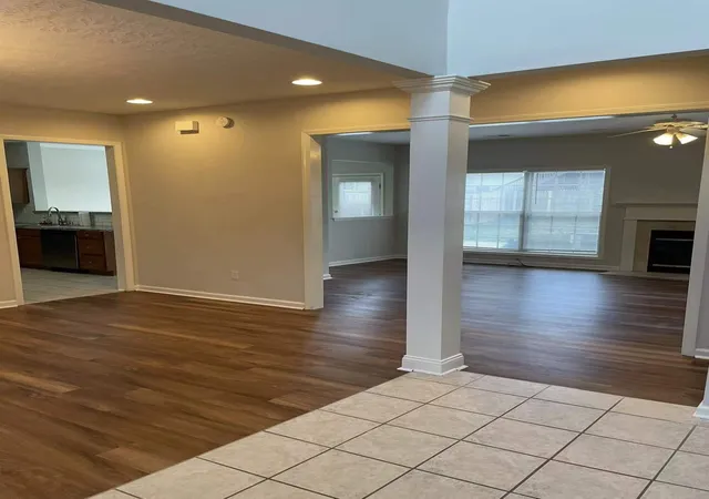 Photo 3 of Single family home for sale at 740 Rosslyns Dale, Lexington, KY 40514 | MLS# 26022509 | Listing updated on 2026-08-24