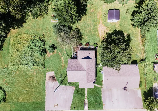 Photo 3 of Single family home for sale at 8540 Main St, Jeffersonville, KY 40337 | MLS# 26022480 | Listing updated on 2026-10-07