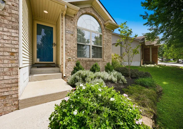 Photo 3 of Single family home for sale at 268 Long Branch Ln, Lexington, KY 40511 | MLS# 26023194 | Listing updated on 2026-10-13