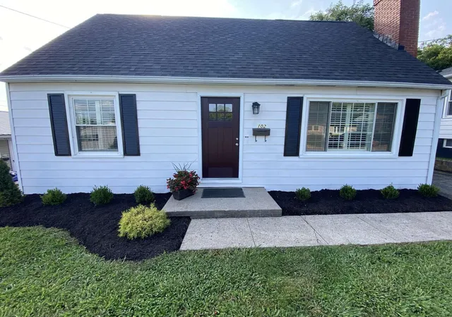 Photo 1 of Single family home for sale at 102 Cardinal Ct, Cynthiana, KY 41031 | MLS# 26022511 | Listing updated on 2026-09-01