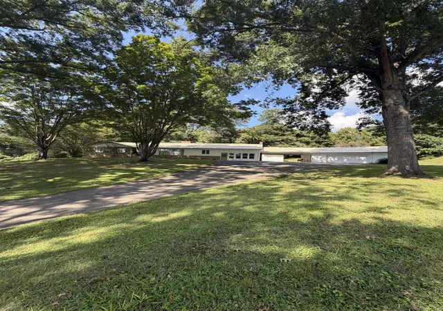 Photo 3 of Single family home for sale at 999 Mcdonald Ln, Heidrick, KY 40949 | MLS# 26022493 | Listing updated on 2026-08-19