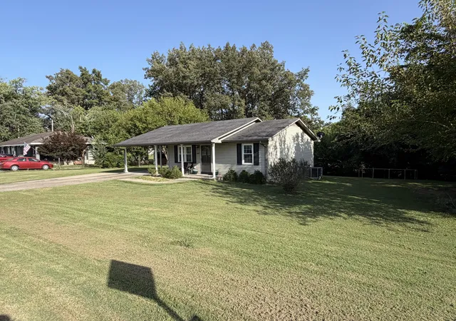 Photo 3 of Sale Pending at 1005 Varmintrace Rd, Princeton, KY 42445 | MLS# 26022494 | Listing updated on 2026-09-15