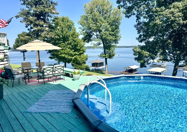 Photo 3 of Single family home for sale at 136 Sherwood Dr, Gilbertsville, KY 42044 | MLS# 26022872 | Listing updated on 2026-09-22