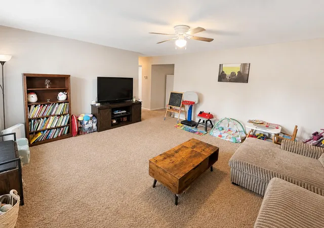 Photo 3 of Single family home for sale at 597 Meadowbrook Ln, Harrodsburg, KY 40330 | MLS# 26022621 | Listing updated on 2026-10-13