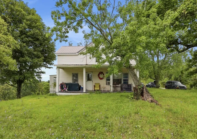 Photo 1 of Sale Pending at 487 Corinth Hinton Rd, Sadieville, KY 40370 | MLS# 26022507 | Listing updated on 2026-09-06