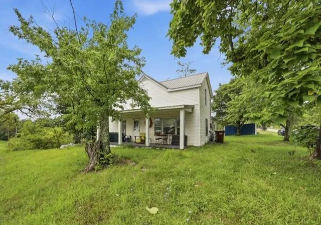 Photo 2 of Sale Pending at 487 Corinth Hinton Rd, Sadieville, KY 40370 | MLS# 26022507 | Listing updated on 2026-09-06