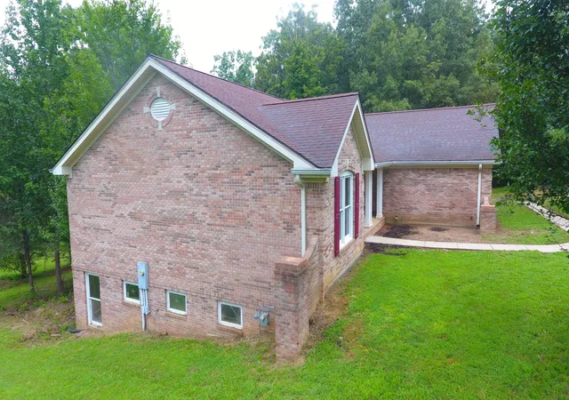 Photo 2 of Single family home for sale at 197 Delaware Rd, Gilbertsville, KY 42044 | MLS# 26022532 | Listing updated on 2026-08-28