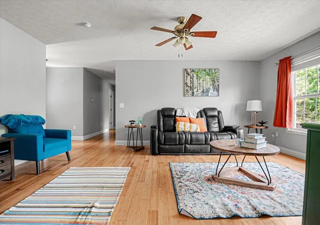 Photo 4 of Single family home for sale at 94 Stone Ridge Ct, Corbin, KY 40701 | MLS# 26022559 | Listing updated on 2026-10-05