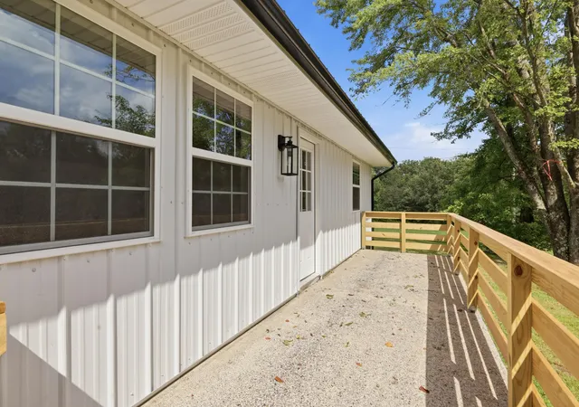 Photo 2 of Sale Pending at 118 Williams Ln, Mayfield, KY 42066 | MLS# 26023009 | Listing updated on 2026-09-10
