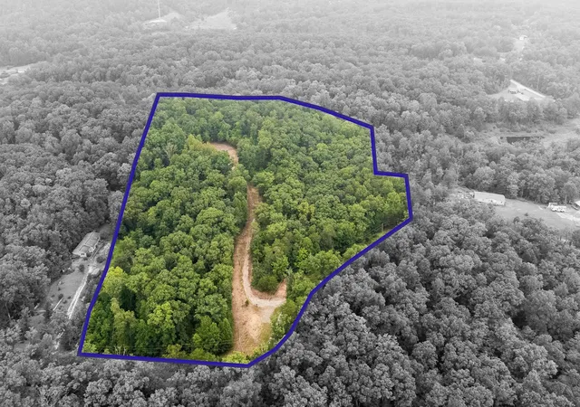 Land for sale at 240 Nelson Rd, Clay City, KY 40312 | MLS# 26022536