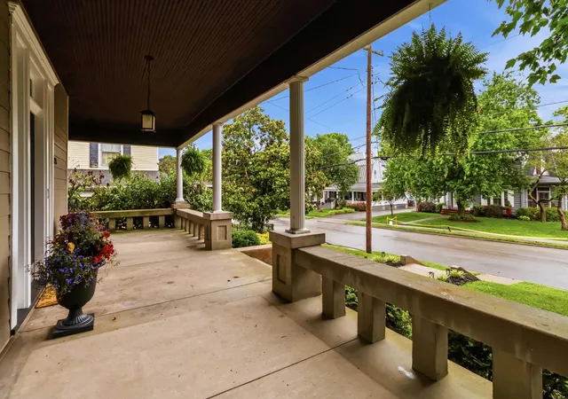 Photo 2 of Sale Pending at 425 Breck Ave, Richmond, KY 40475 | MLS# 26022570 | Listing updated on 2026-09-30