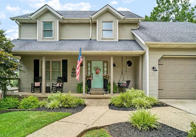 Photo 3 of Sale Pending at 1137 Lafayette Blvd, Winchester, KY 40391 | MLS# 26022723 | Listing updated on 2026-09-21