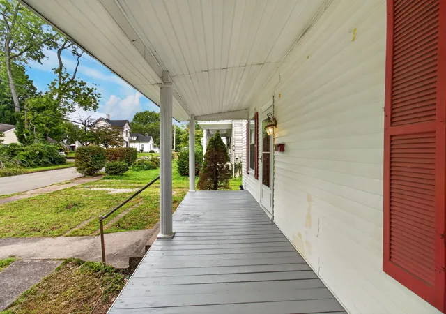 Photo 4 of Single family home for sale at 537 Adams St, Danville, KY 40422 | MLS# 26022589 | Listing updated on 2026-10-06