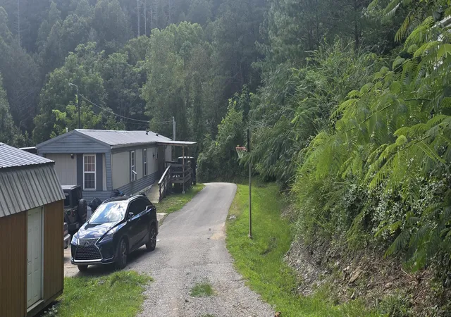 Photo 1 of Single family home for sale at 62 Harley Dr, Stinnett, KY 40868 | MLS# 26023004 | Listing updated on 2026-09-11