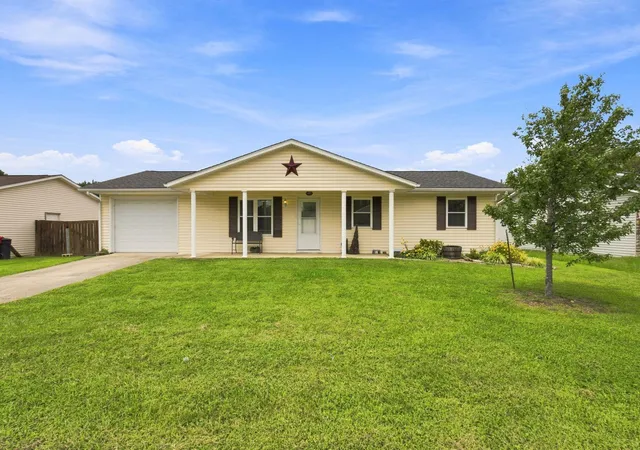 Photo 1 of Sale Pending at 117 S Leawood Dr, Cynthiana, KY 41031 | MLS# 26022686 | Listing updated on 2026-08-28
