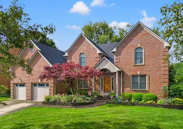 Photo 1 of Single family home for sale at 3337 Brighton Pl Dr, Lexington, KY 40509 | MLS# 26023298 | Listing updated on 2026-09-10