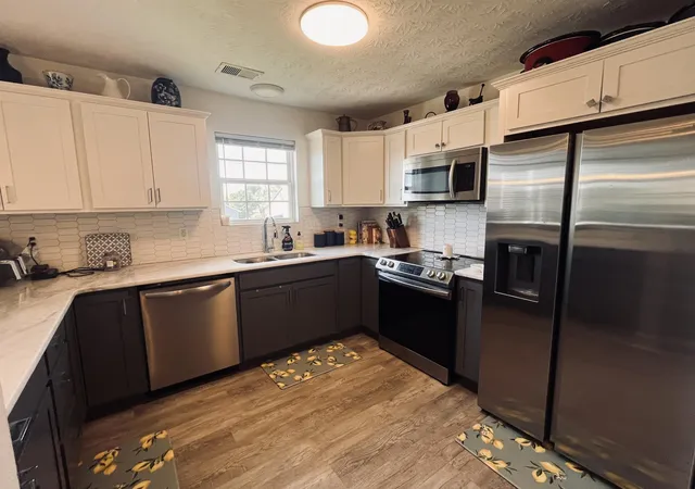 Photo 3 of Single family home for sale at 129 Shelby Way, Nicholasville, KY 40356 | MLS# 26022745 | Listing updated on 2026-09-12