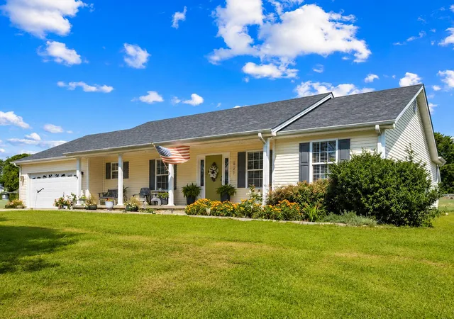 Photo 2 of Sale Pending at 327 Turkeyfoot Ln, Stanford, KY 40484 | MLS# 26023268 | Listing updated on 2026-09-17