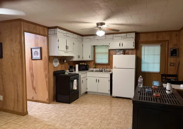 Photo 2 of Single family home for sale at 187 Bob Fields Trl, Frenchburg, KY 40322 | MLS# 26023143 | Listing updated on 2026-08-25