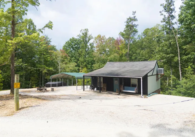 Photo 3 of Single family home for sale at 62-67 Mt Laurel Rd, Beattyville, KY 41311 | MLS# 26023106 | Listing updated on 2026-08-24