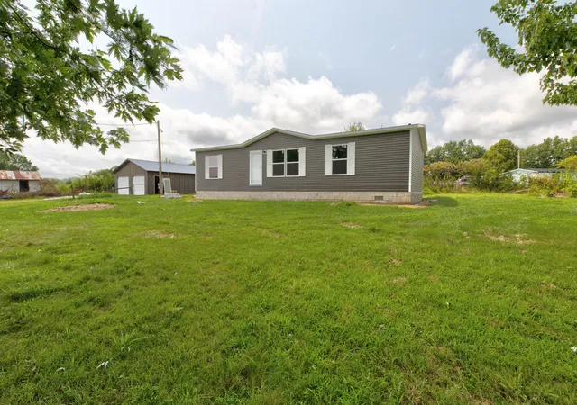 Photo 1 of Single family home for sale at 257 Sawmill Rd, Jeffersonville, KY 40337 | MLS# 26022648 | Listing updated on 2026-08-30