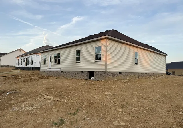 Photo 2 of Single family home for sale at 1220 Mac Dr, Lawrenceburg, KY 40342 | MLS# 26022638 | Listing updated on 2026-08-21
