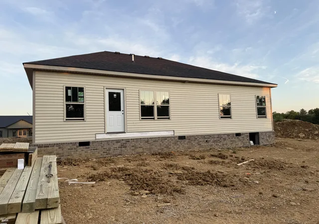 Photo 3 of Single family home for sale at 1220 Mac Dr, Lawrenceburg, KY 40342 | MLS# 26022638 | Listing updated on 2026-08-21