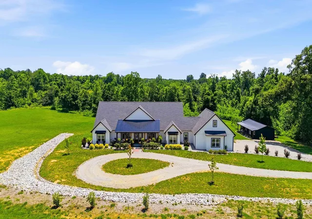 Photo 2 of Single family home for sale at 271 Bluegrass Meadows, Somerset, KY 42503 | MLS# 26022667 | Listing updated on 2026-09-16