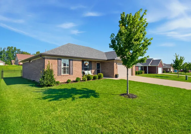 Photo 3 of Single family home for sale at 471 Southern Cross Dr, Richmond, KY 40475 | MLS# 26022732 | Listing updated on 2026-10-05