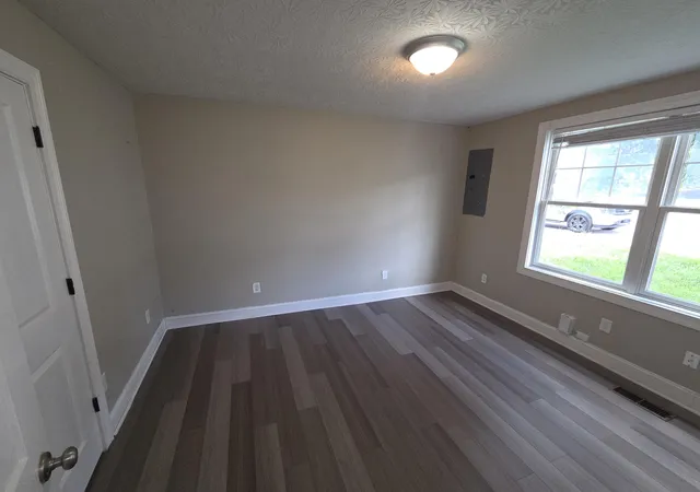 Photo 2 of Single family home for sale at 457 Breckenridge St, Lexington, KY 40508 | MLS# 26022756 | Listing updated on 2026-08-21