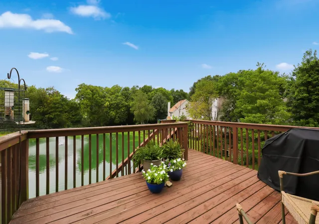 Photo 3 of Sale Pending at 213 Twin Shrs Ct, Lexington, KY 40515 | MLS# 26022728 | Listing updated on 2026-09-02