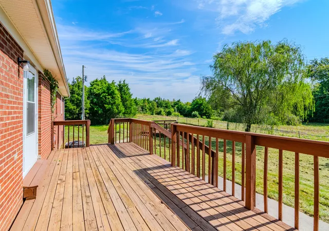Photo 2 of Single family home for sale at 4961 Battlefield Memorial Hwy, Berea, KY 40403 | MLS# 26022787 | Listing updated on 2026-09-27