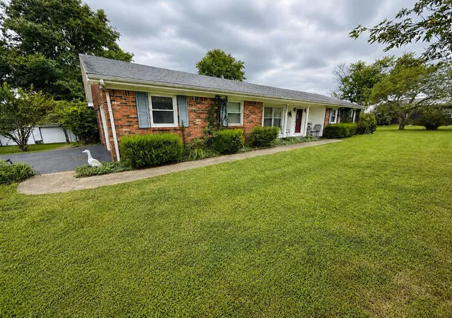 Photo 3 of Sale Pending at 136 Paradise Camp Rd, Harrodsburg, KY 40330 | MLS# 26022878 | Listing updated on 2026-08-29