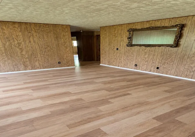 Photo 2 of Single family home for sale at 1288 Marsh Crk Rd, Strunk, KY 42649 | MLS# 26022746 | Listing updated on 2026-08-21