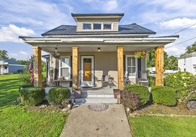 Photo 3 of Single family home for sale at 41179 Us 62, Mays Lick, KY 41055 | MLS# 26022921 | Listing updated on 2026-08-22
