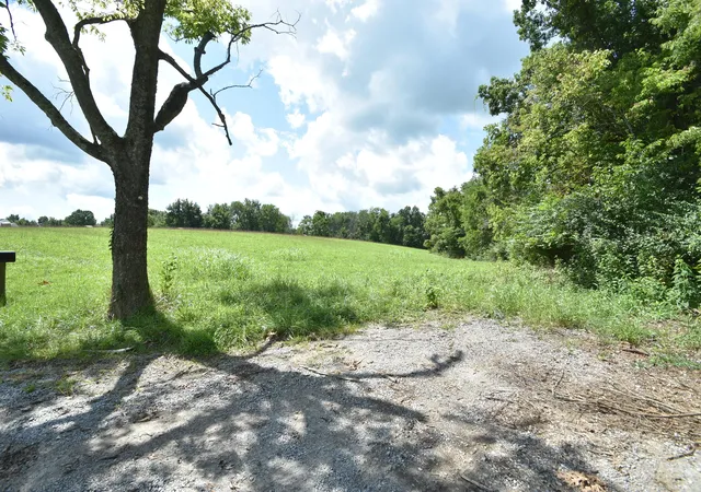 Photo 3 of Sale Pending at 900 A T Dean Rd, Harrodsburg, KY 40330 | MLS# 26022769 | Listing updated on 2026-09-05