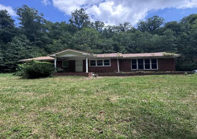 Photo 2 of Sale Pending at 2955 N Hwy 11, Manchester, KY 40962 | MLS# 26022869 | Listing updated on 2026-08-30