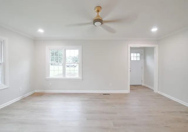 Photo 3 of Single family home for sale at 2220 Shawnee Ln, Paducah, KY 42001 | MLS# 26023065 | Listing updated on 2026-09-14