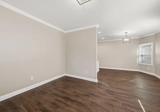 Photo 3 of Sale Pending at 423 Roosevelt Blvd, Lexington, KY 40508 | MLS# 26022864 | Listing updated on 2026-08-26