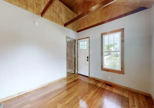 Photo 4 of Single family home for sale at 377 Preston Ave, Lexington, KY 40502 | MLS# 26022786 | Listing updated on 2026-10-13