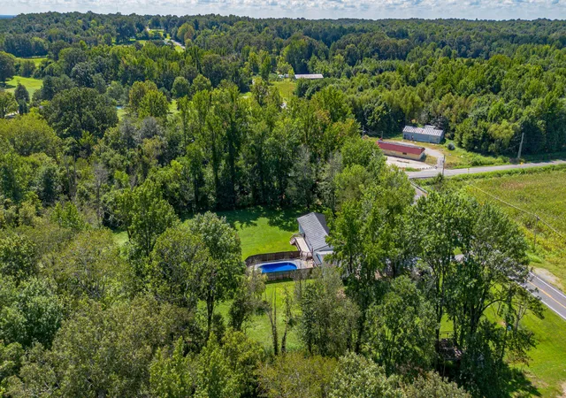 Photo 31 of Sale Pending at 5620 Old Mayfield Rd, Paducah, KY 42003 | MLS# 26022937 | Listing updated on 2026-08-24